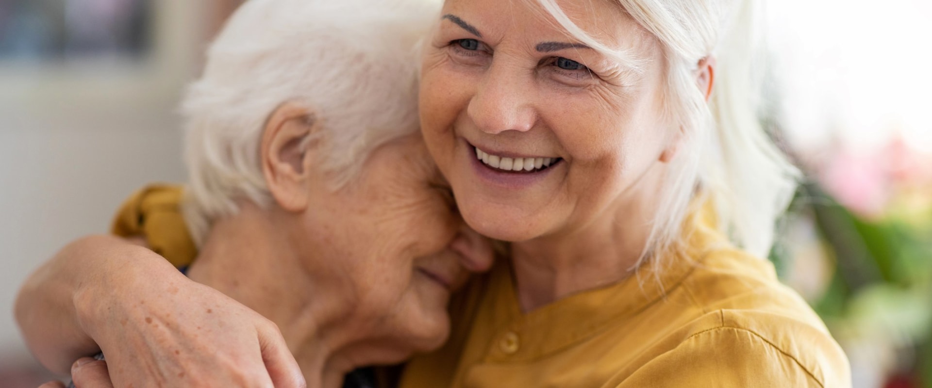 Volunteer Opportunities for Seniors in Arizona